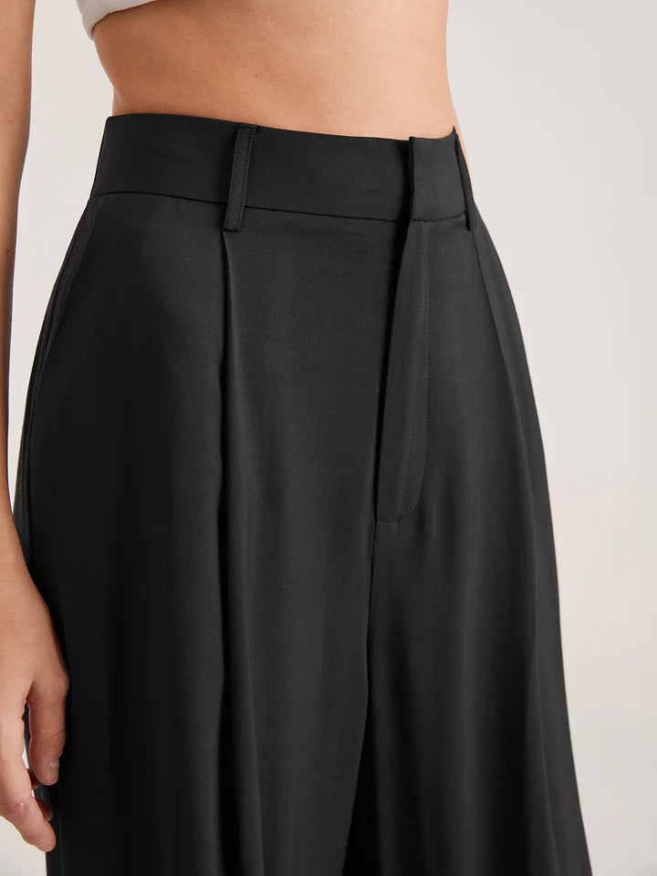 Weite High-Waist-Hose