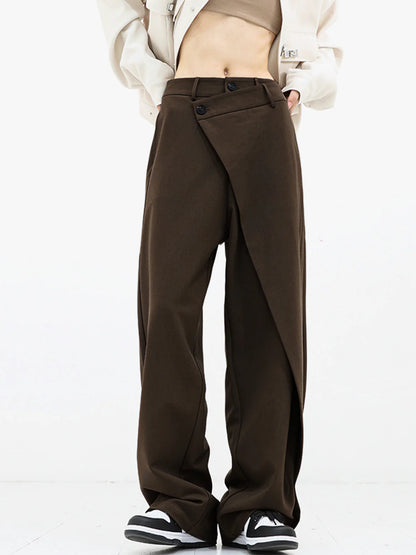 Pantalon large asymétrique avec boutons